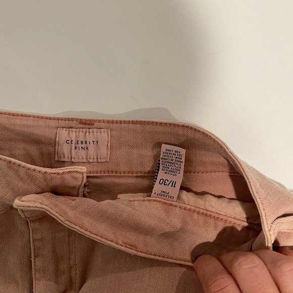 Dusty Pink Frayed shorts - Picture 5 of 6